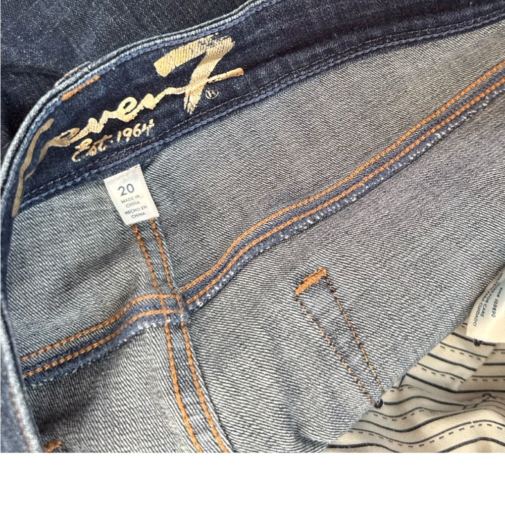 Y2k Seven Jeans Silver -pocket stitches ‘7’- medium wash stretchy denim size‎ 20 - Picture 3 of 5